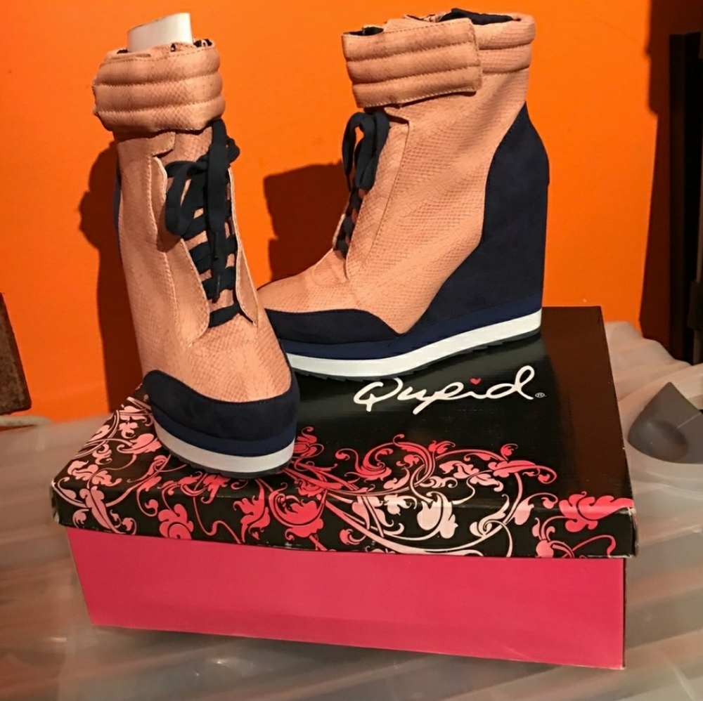 Qupid wedge sneakers